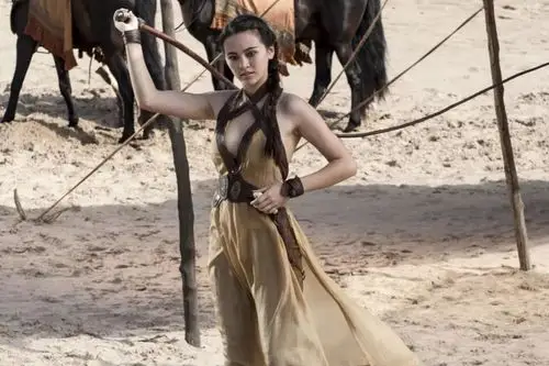 (杰西卡·亨威克在权力的游戏中饰演娜梅莉亚)(图源:imgur)