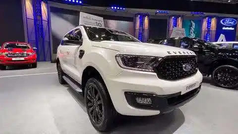 高清实拍2021款福特撼路者everest,太漂亮了!