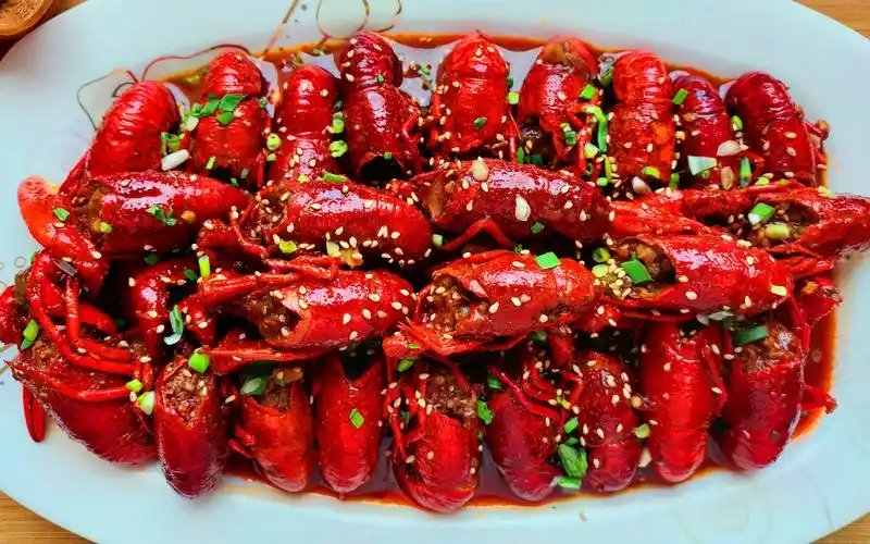 你绝对不知道,超火爆麻辣小龙虾创新做法,味道真赞,越吃越想吃