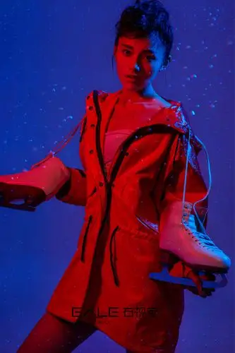 右视觉摄影孙爽冰鞋色彩视觉大片