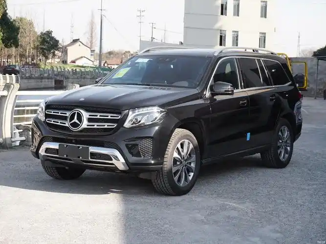 奔驰glsamg63 2020款,奔驰gls350d柴油版2020款?