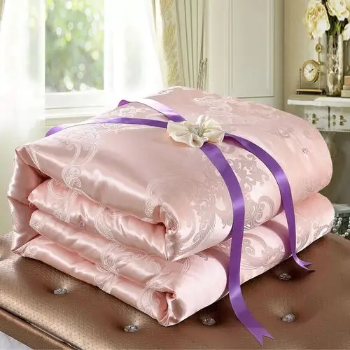 单家鞋铺充值50元领400元高档蚕丝被,这是疯了!