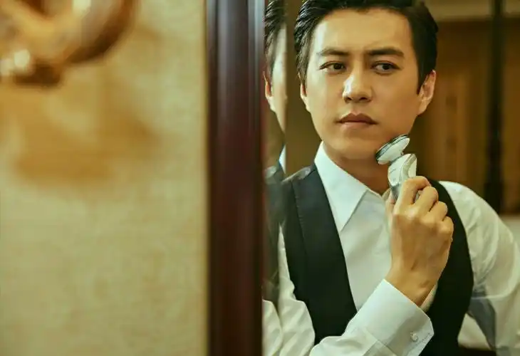 "中国最帅的男演员",非这三位莫属,都是大叔没有一个小鲜肉