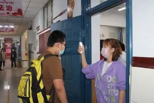 【宝善街小学 校园时讯】在你的节日 欢迎你的回归——桥东区教体局