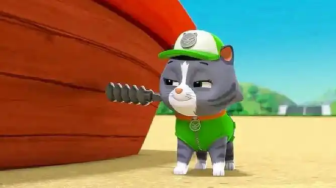 汪汪队:这小猫咪太坏了,还给人家的船弄窟窿,会出事的