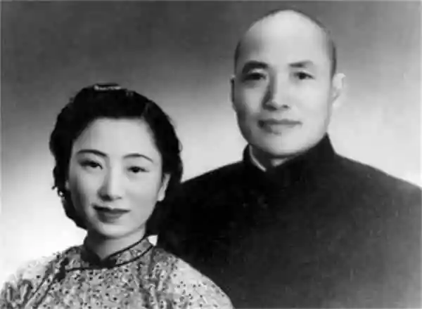 军统局的头领戴笠的女儿胡友松,虽身世优越,但一生十分坎坷