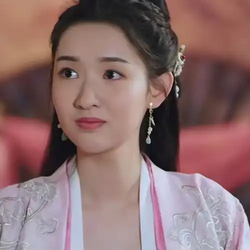 王玉雯二改标明顾樱玖