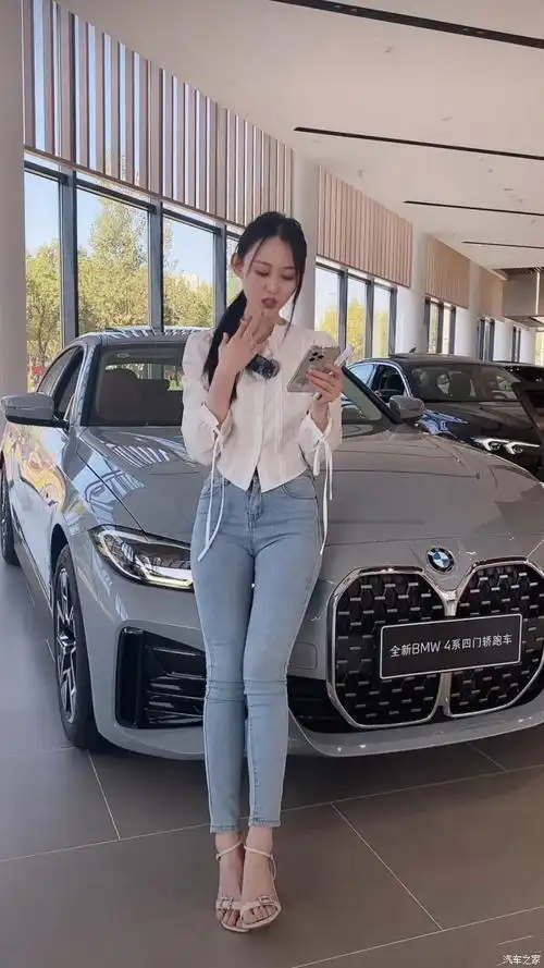 【图】美女车模带你看车车_宝马m系论坛_汽车之家论坛