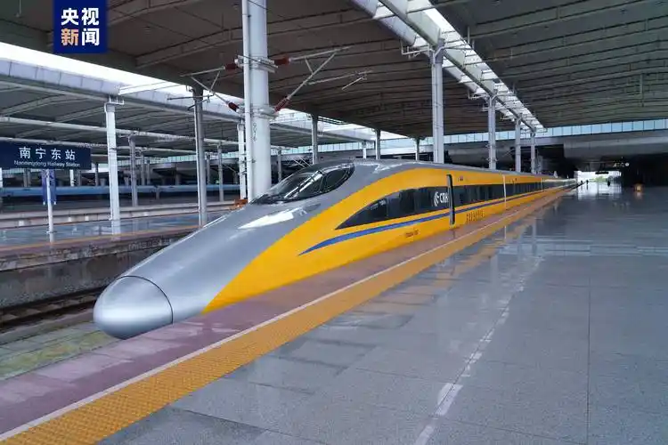 最高时速385公里贵南高铁联调联试开展逐级提速试验