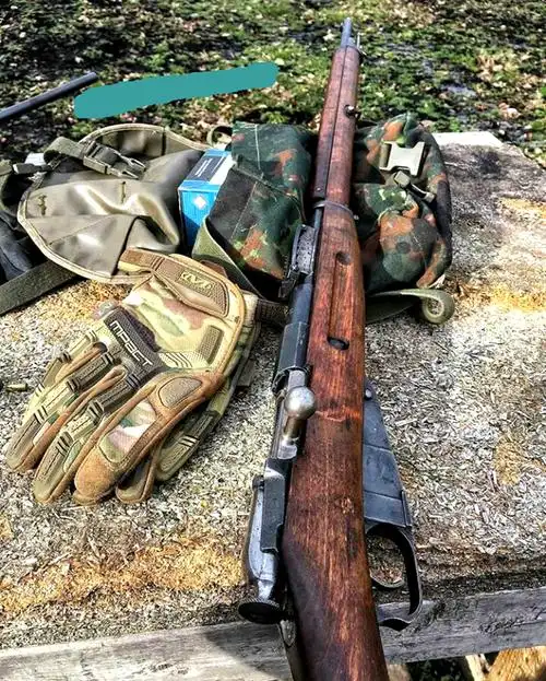 轻武器欣赏,有人偏爱木托枪械,发一组木托步枪图