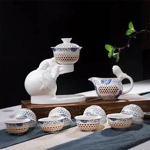 去朋友家喝茶才知道,现在的茶具真高级,放家里有面上档次