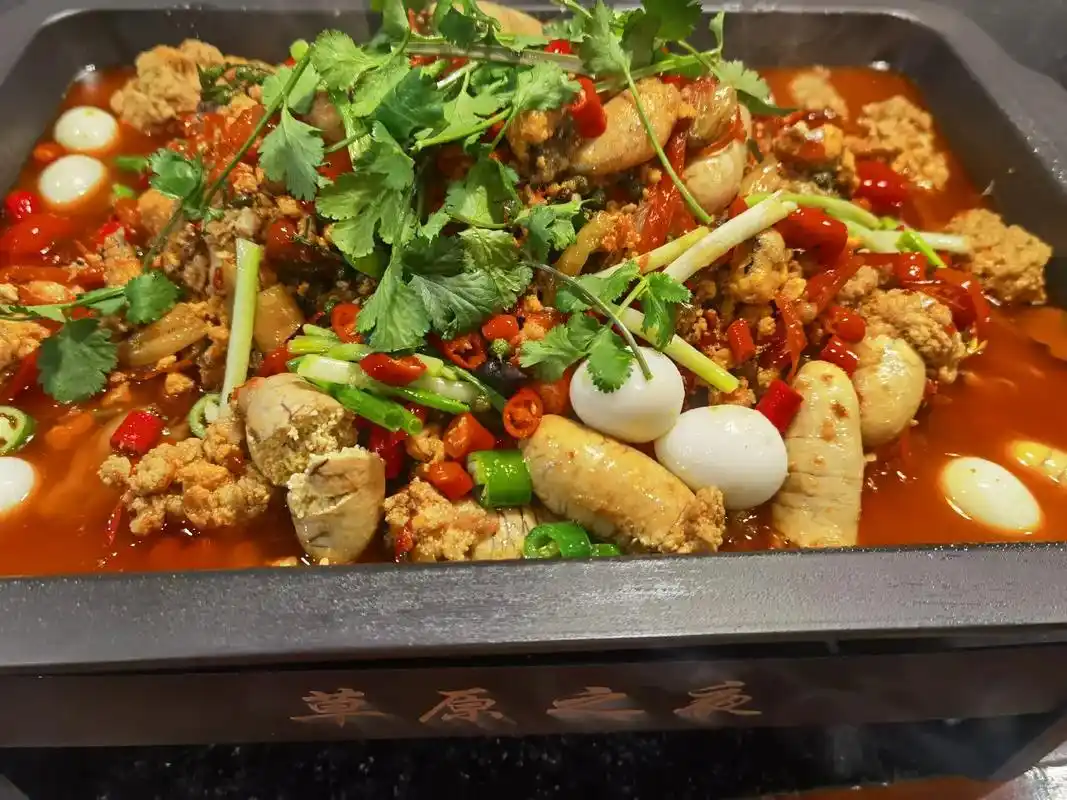 食材新鲜才是硬道理#泡椒鱼蛋#碳烤鱼 #成都胖胖烧鸭 #成 - 抖音