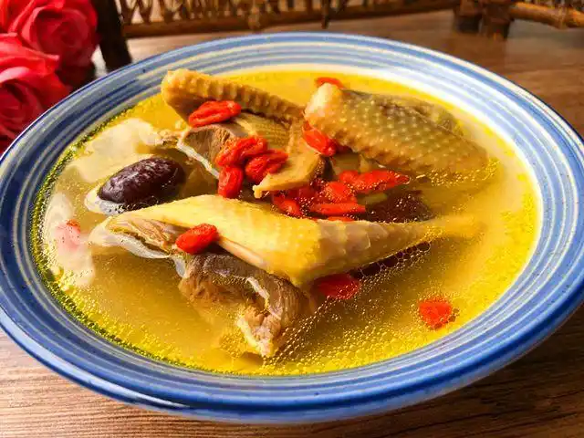 一鸽胜九鸡这样做出来的鸽子汤才最滋补汤鲜味美营养不流失