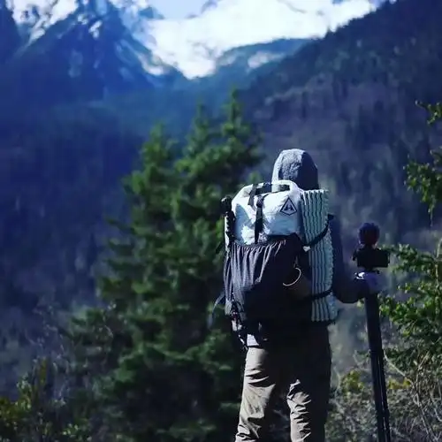 独自漫步山野 一个人徒步 摄影是什么样的感受?