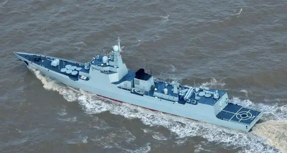 解放军052c型驱逐舰21世纪初期,我国开始建造2艘052b型,2艘052c型驱逐