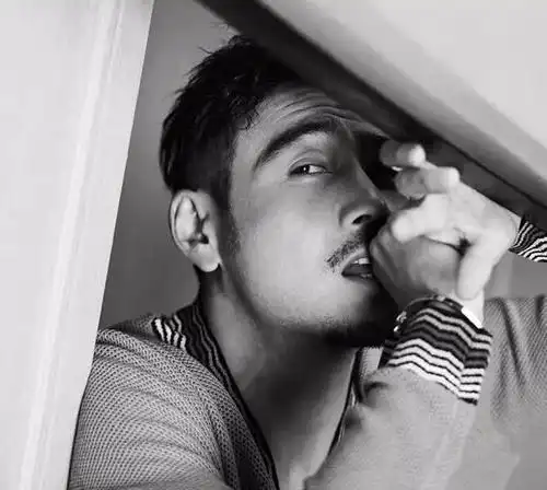 从翻垃圾桶到一夜爆红,"小包总"杨烁经历了什么?