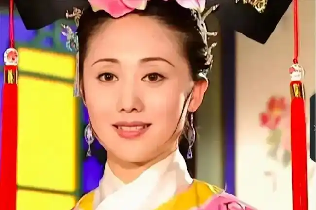 知名演员娟子凭令妃大火出道多年零绯闻57岁家庭幸福