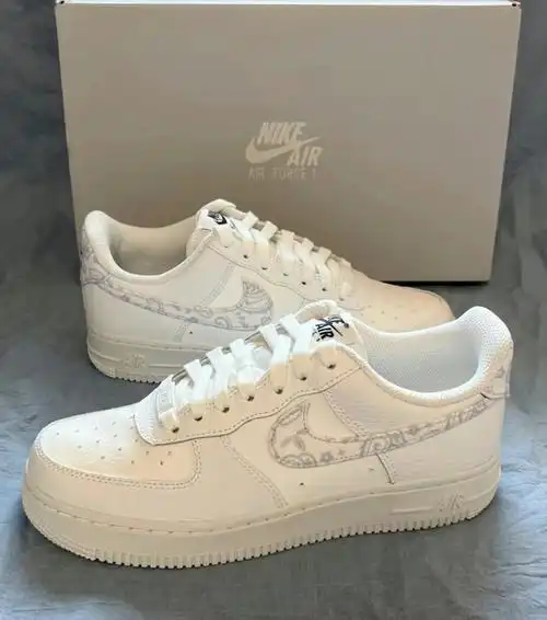 耐克新款腰果花空军一号