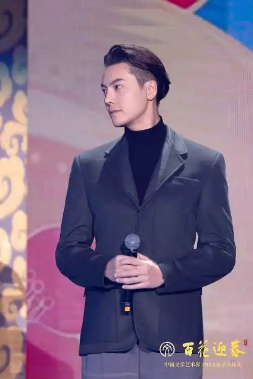 2024百花迎春##陈伟霆用水果谐音梗送春节祝福