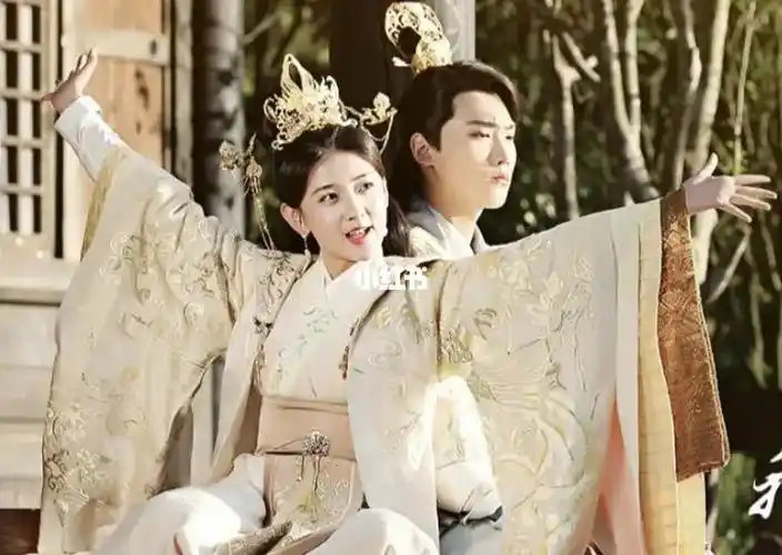 双世宠妃3这套服装类似哪里找_大红色_婚姻_明制婚服_婚嫁_婚礼造型