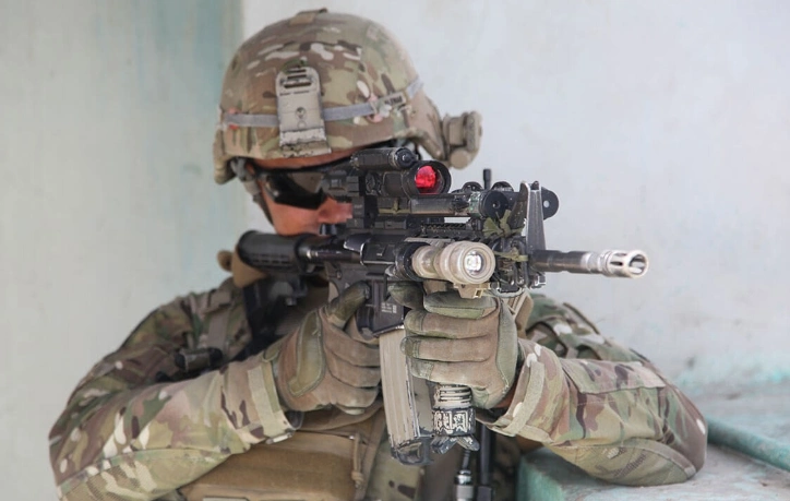 头号强国最大的单兵武器之一,m4a1 5.56毫米卡宾枪有多强悍?