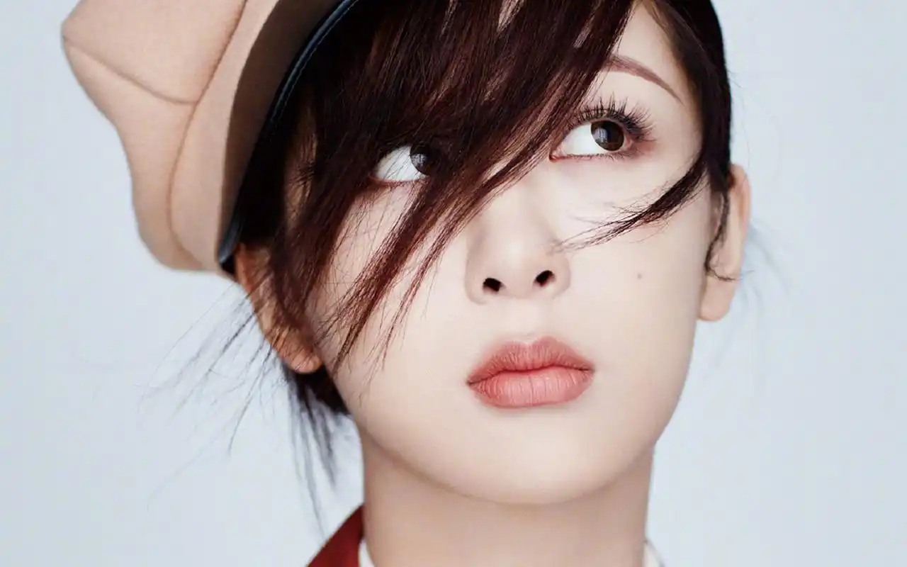 杨紫时尚魅力写真桌面壁纸