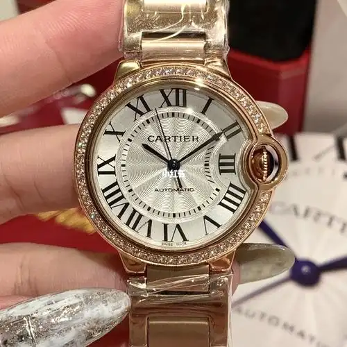 卡地亚蓝气球系列 女士腕表 满钻_蓝气球_女士腕表_卡地亚怎么样_蓝
