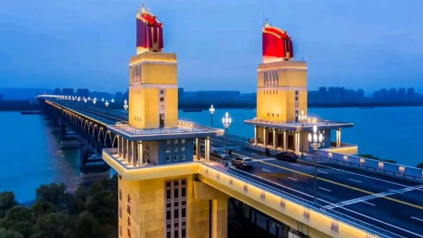 南京长江大桥景点景观介绍