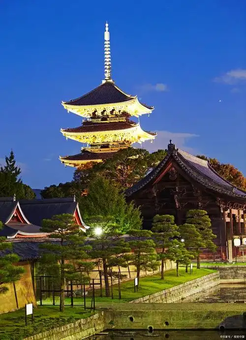 但名古屋市及其周边地区中京地区,拥有大量的旅游景点,是个很好的日本