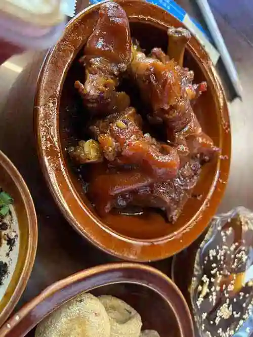 金必轩(青岩店)-"逛了几个小时古镇,中午就想吃一些地方小吃.