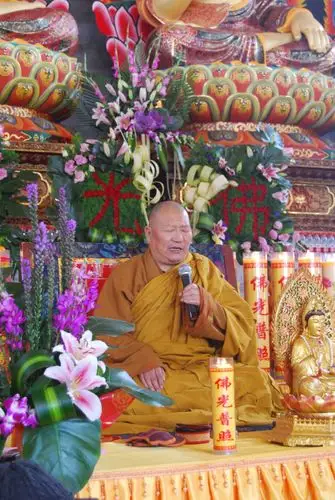 觉明大和尚明慧法师相关热词搜索:大悲祈福法会