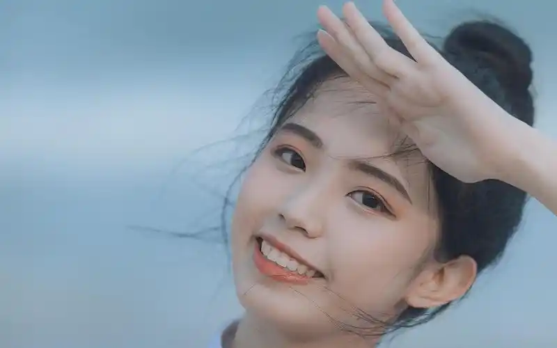 日系元气少女海边唯美可爱学生制服写真