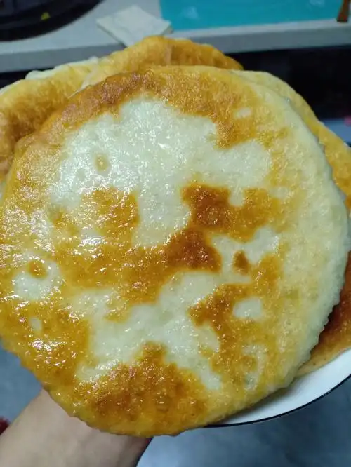 有爱吃发面儿饼的吗这个饼真的绝了色泽