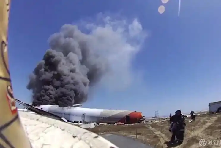 韩亚空难5周年 16岁中国女生被消防车碾压致死局长回避真相_航空安全