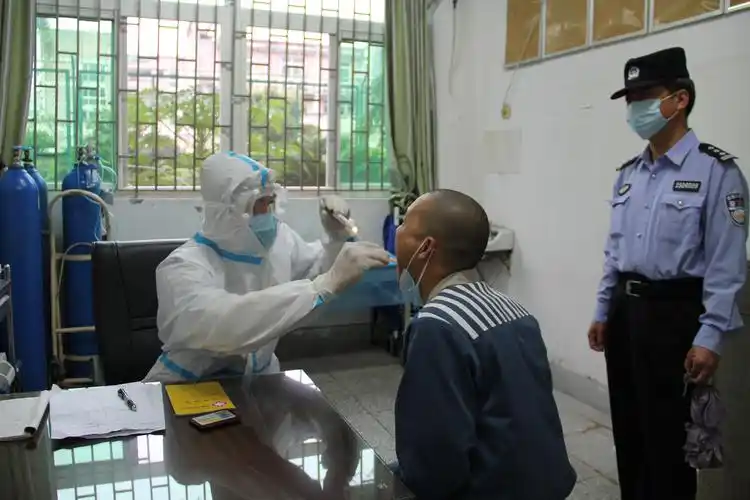 榕城监狱开展狱内疫情应急处置演练