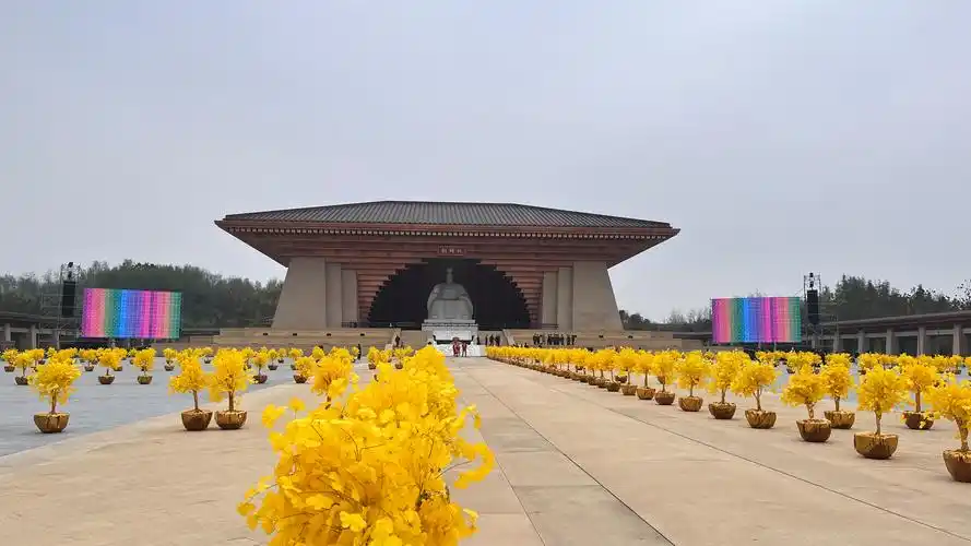 探访黄帝故里26幅汉白玉浮雕重现黄帝不凡一生