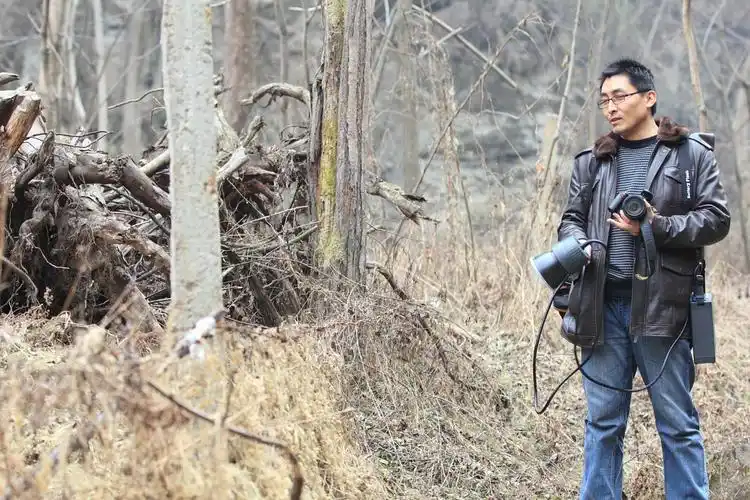 三个老男人秦岭山里外拍风景