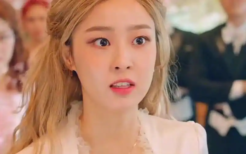 【顶楼】夏恩星不愧是千瑞珍的女儿,连说话都一模一样-影视综视频