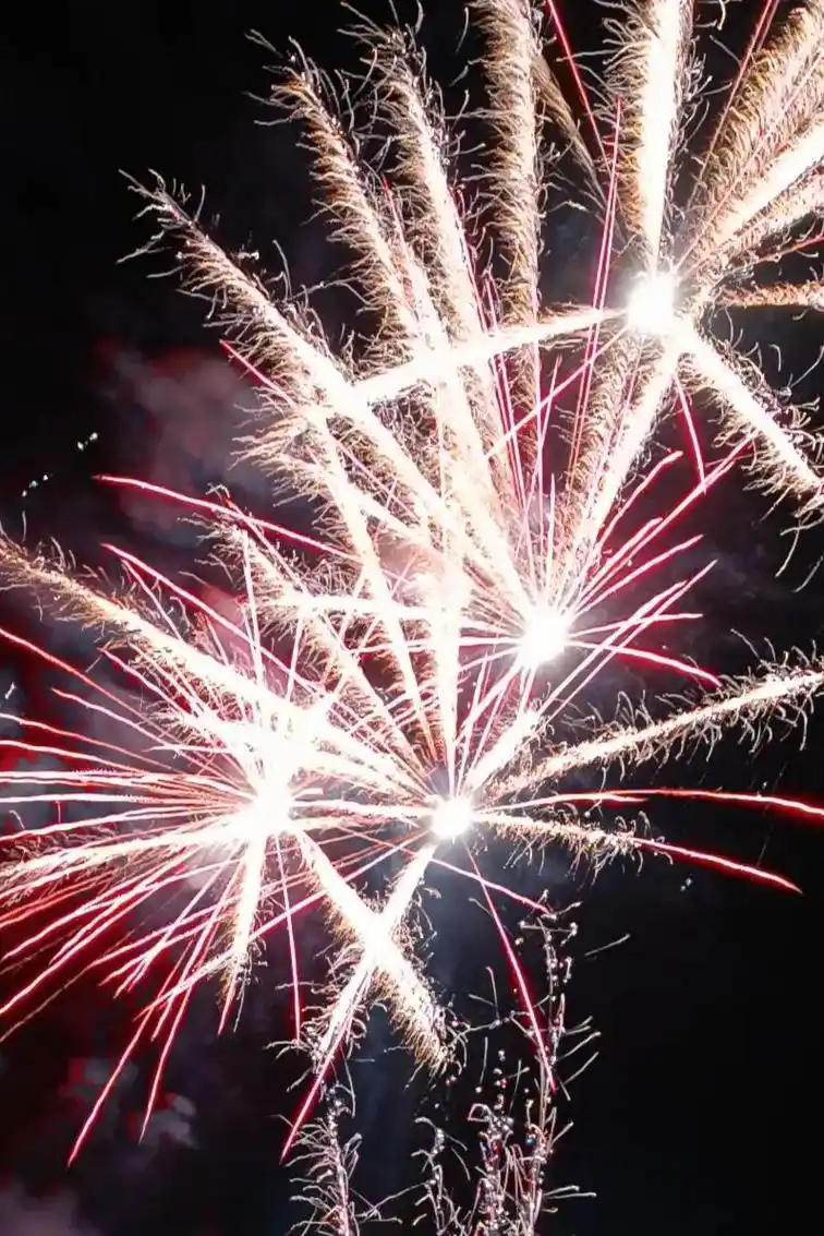 2023年元旦快乐.2022年12月31日烟花 原创作品   - 抖音