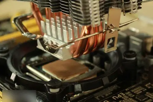 cpu散热器安装图解