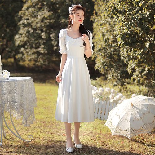 登记领证小白裙法式缎面日常轻婚纱礼服平时可穿白裙子订婚连衣裙