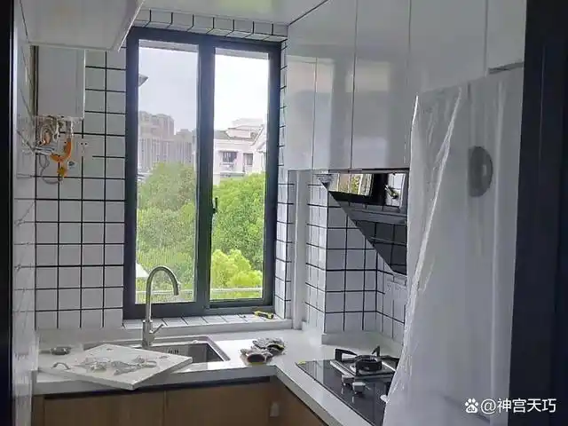 老房子阳台如何改造成厨房,有哪些地方需要注意