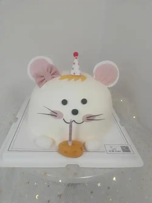 小老鼠生日蛋糕
