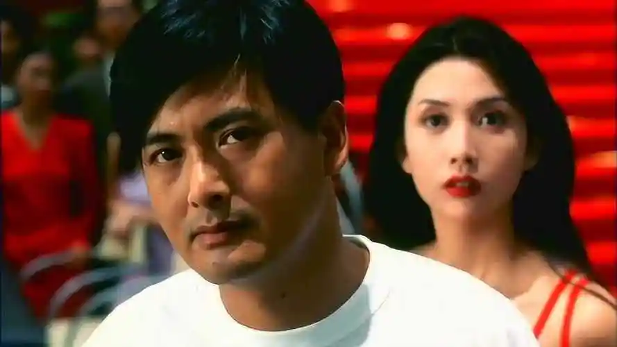 赌神美女和老千赌牌赌神暗中出手相助把方块3变成方块2