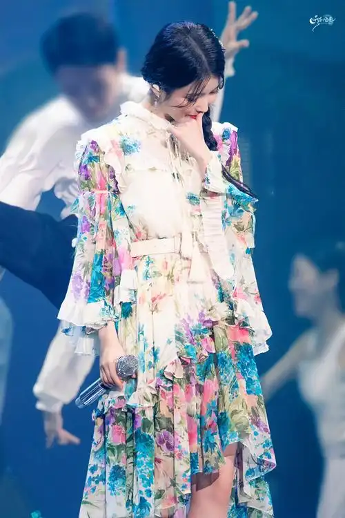 iu - 堆糖,美图壁纸兴趣社区