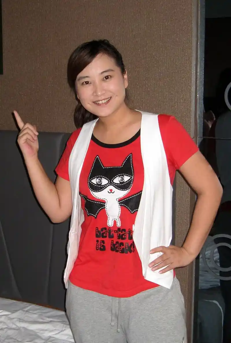 从胖胖的小品演员到励志拳击手的蜕变 贾玲,曾是每年春晚中胖胖的小品