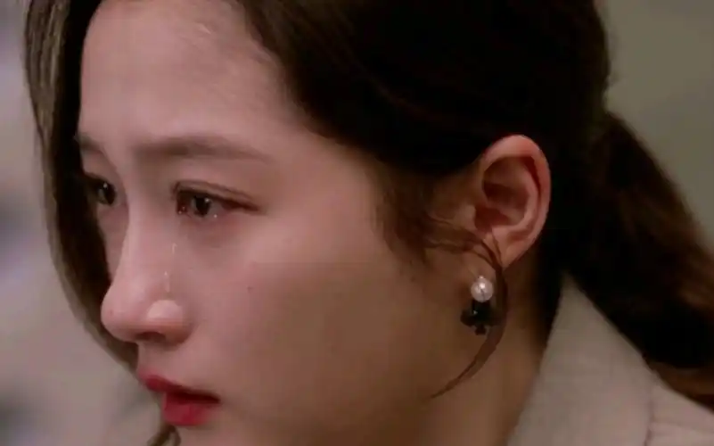 关晓彤哭戏绝了!"我没有洗脸巾了～呜呜呜"