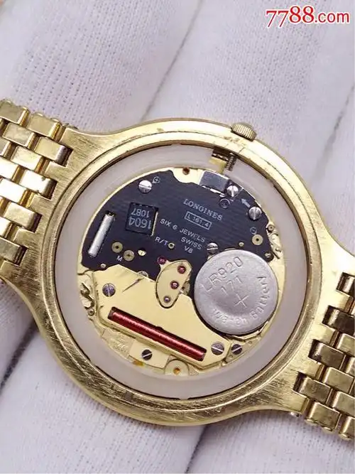 罕见品近好【6钻浪琴经典男士石英机芯腕表】【.赤壁珍藏】