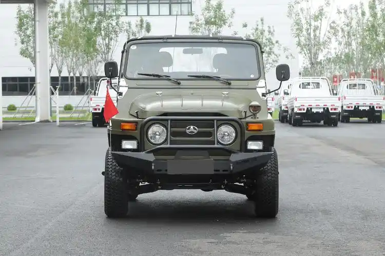 bj212新款车型亮相软顶三角门换装前后杠搭载20l动力