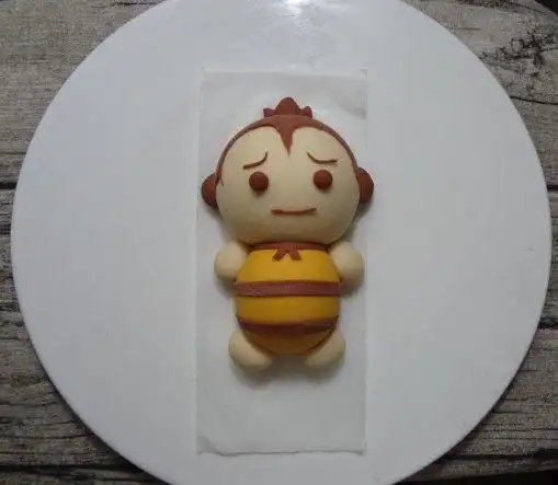 烘焙小巫女做的卡通馒头(猴子造型)